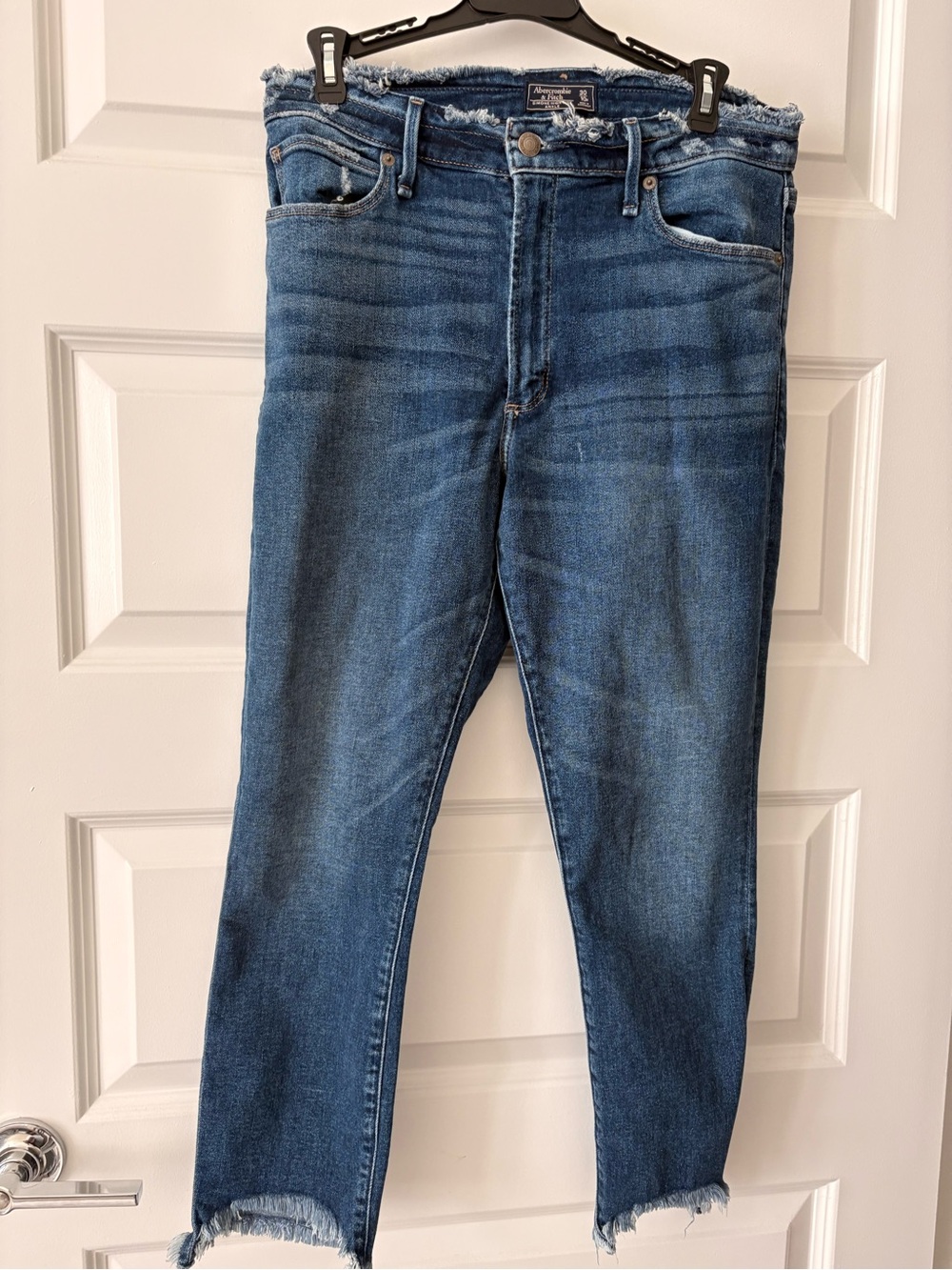 Abercrombie & Fitch  Simone High Rise Ankle Jeans Size 30 10 R